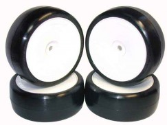 muchmore_vq_25_felni_gumi_ragasztva.jpg muchmore_vq_25_felni_gumi_ragasztva.jpg