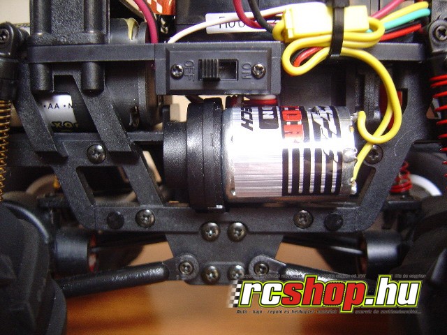 a_tech_leo_x_mini_monster_artr-4.jpg