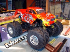 hbx_giant_mini_monster_rtr.jpg hbx_giant_mini_monster_rtr.jpg